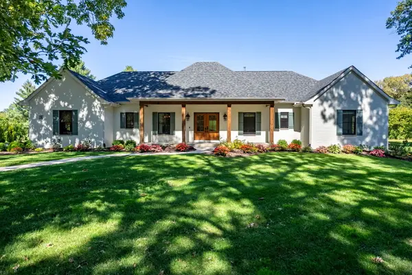 5 Bayhill Drive, Coal Valley, IL 61240