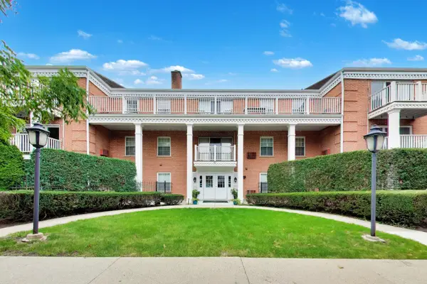Address Withheld By Seller, La Grange, IL 60525