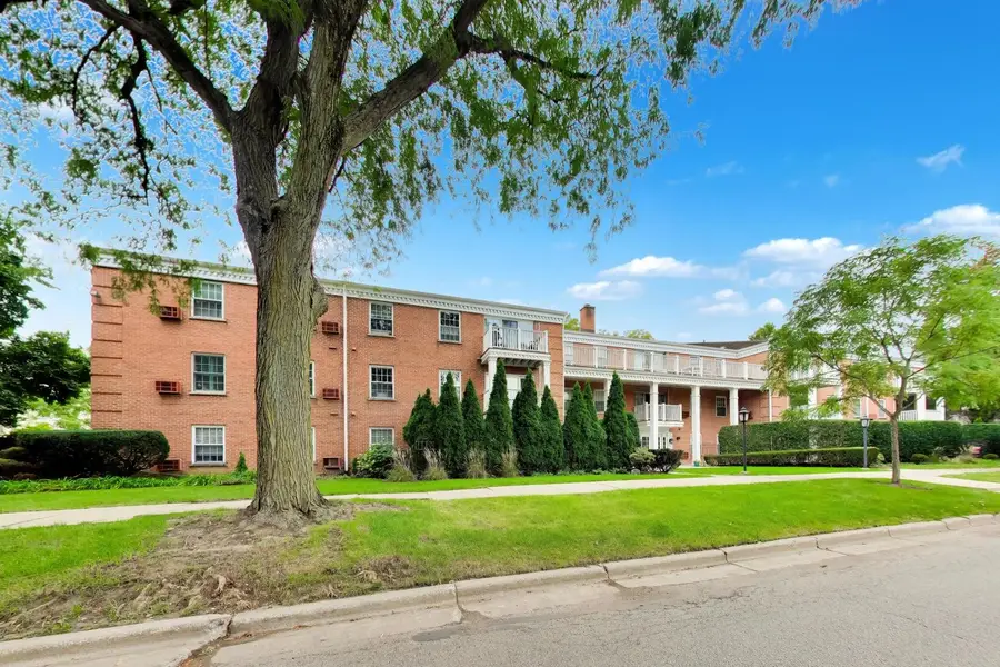Address Withheld By Seller, La Grange, IL 60525 - #2