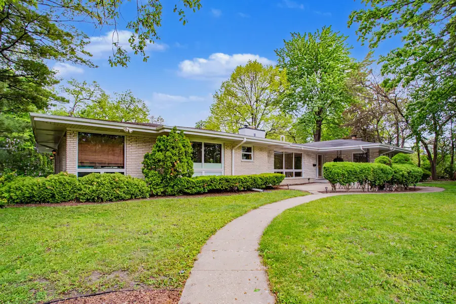 6503 N Longmeadow Avenue, Lincolnwood, IL 60712 - #2