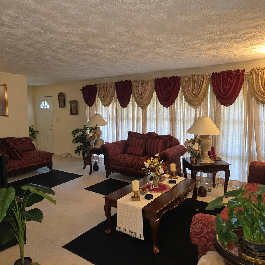 928 N Johnston Avenue, Rockford, IL 61101 - #2
