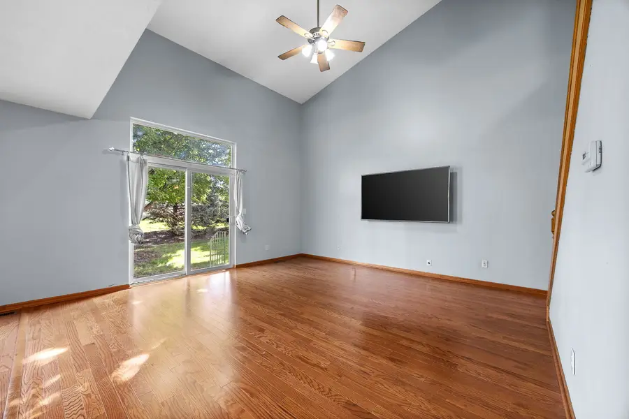 1134 Rose Drive, Sycamore, IL 60178 - #2