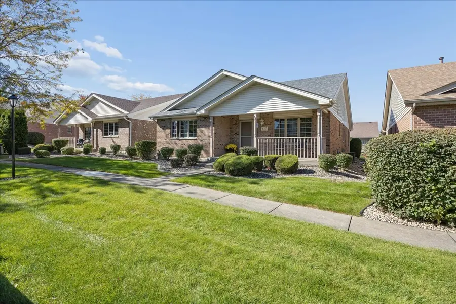 417 Somerset Lane, New Lenox, IL 60451 - #2