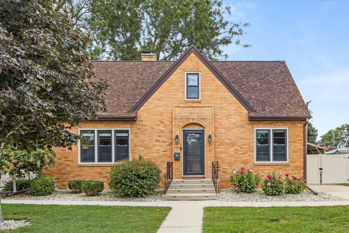 405 W Bluff Street, Streator, IL 61364 - #1