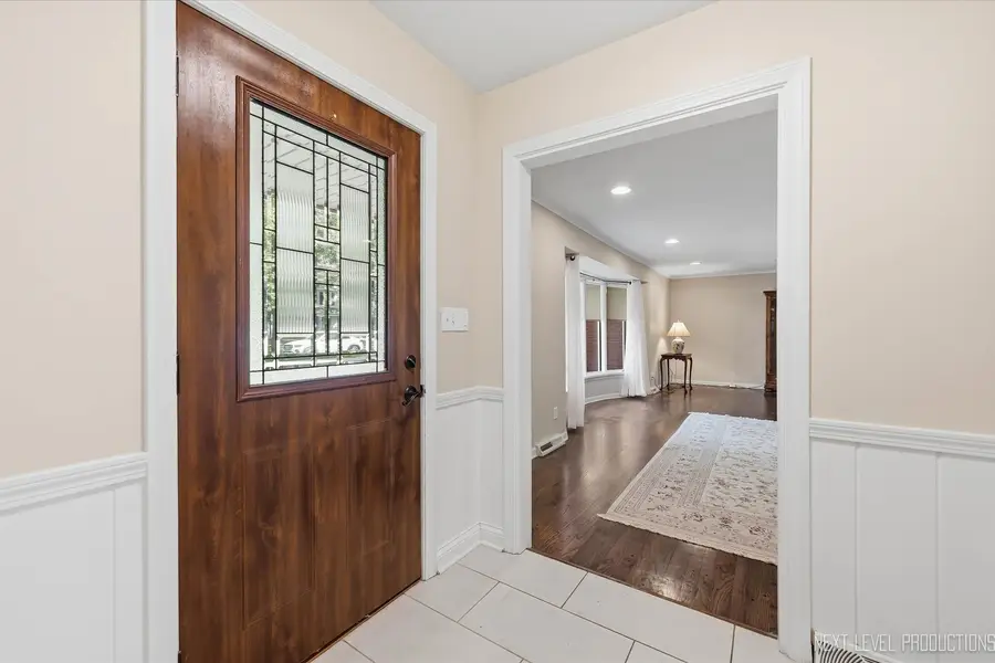 524 Waubonsee Trail, Batavia, IL 60510 - #3
