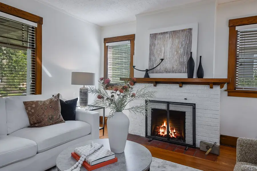 115 N Wright Street, Naperville, IL 60540 - #3