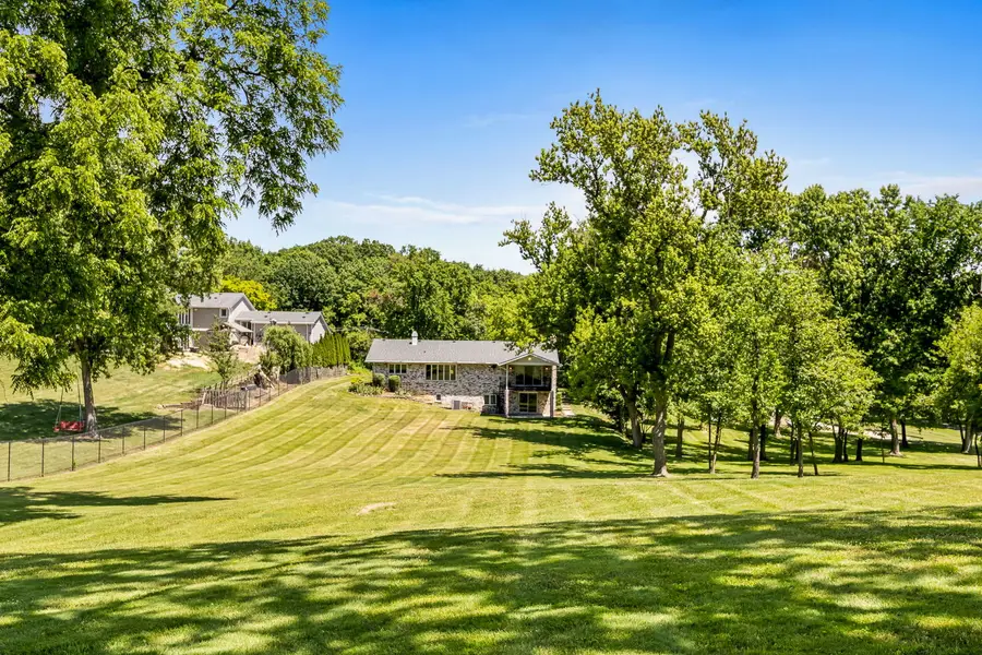 11S056 Madison Street, Burr Ridge, IL 60527 - #2