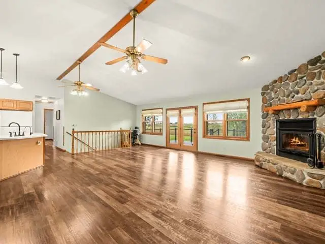 1189 N Blackhawk Road, Oregon, IL 61061 - #2
