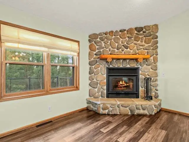 1189 N Blackhawk Road, Oregon, IL 61061 - #3