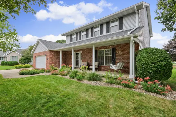 318 Gainesborough Court, Monticello, IL 61856