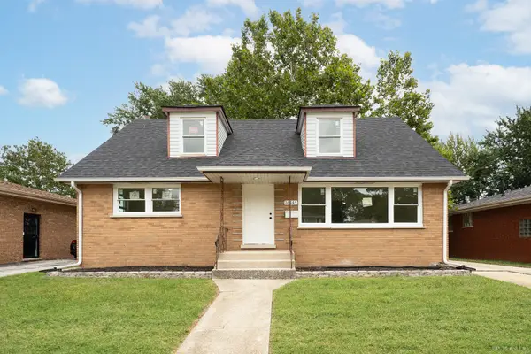 16445 Dobson Avenue, South Holland, IL 60473