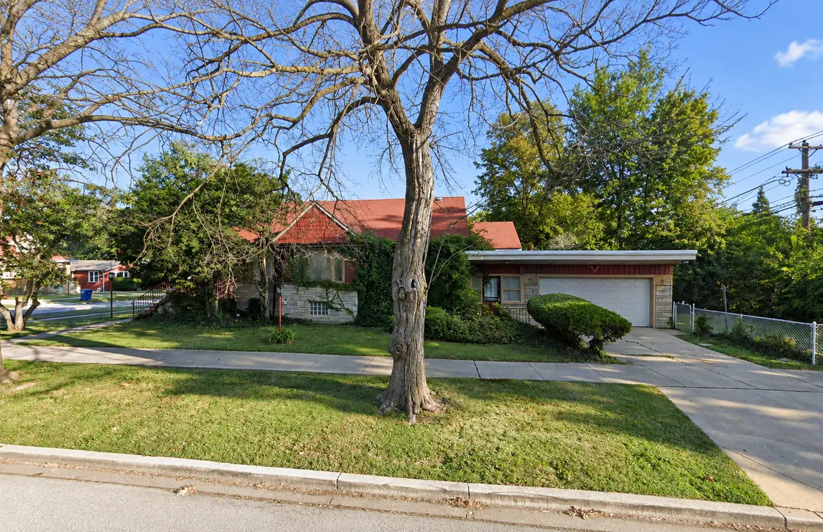 2039 S 2nd Avenue, Maywood, IL 60153 - #1