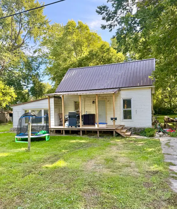 407 N Webster Street, Fairbury, IL 61739