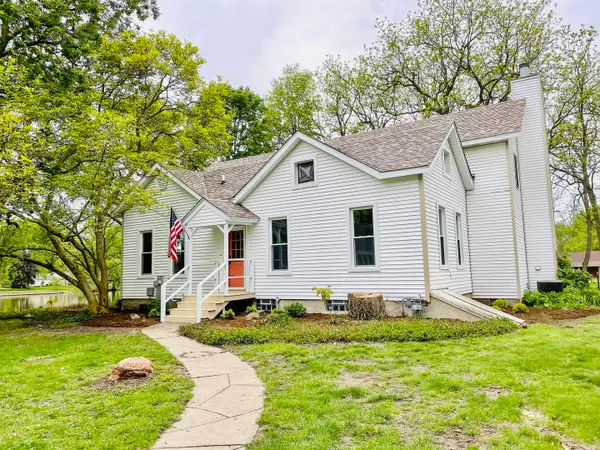 12002 E Metcalf Avenue, Momence, IL 60954