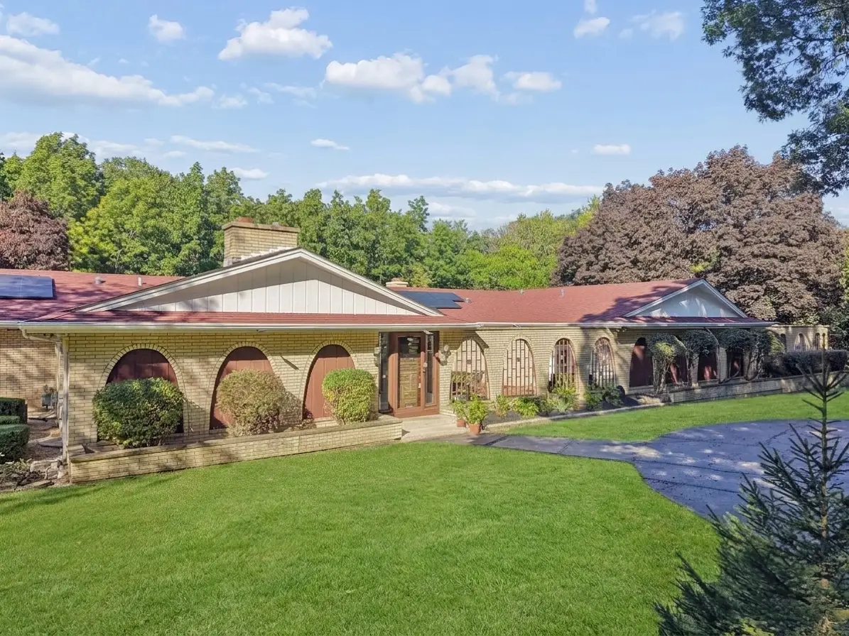 201 Oak Lane, Winthrop Harbor, IL 60096 - #1