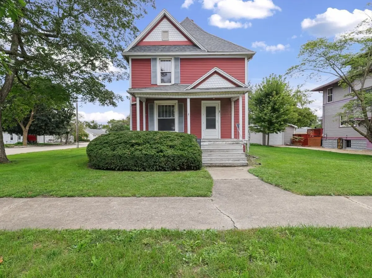 311 E Pells Street, Paxton, IL 60957 - #1