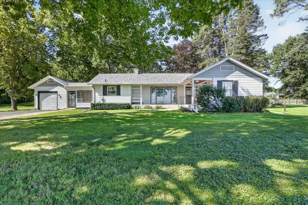 3225 S Weldon Road, Rockford, IL 61102