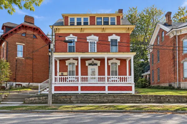 306 W Locust Street, Dubuque, IA 52001