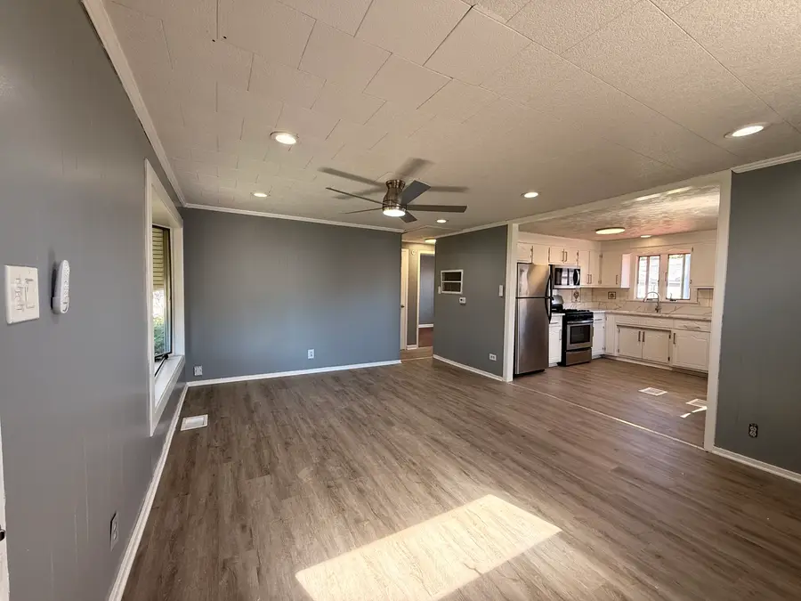 8803 S Kolin Avenue, Hometown, IL 60456 - #3