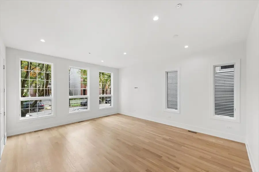 3820 N Damen Avenue #1, Chicago, IL 60618 - #3