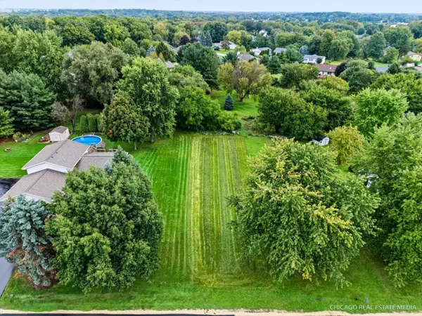 706 Marquette Drive Sw, Poplar Grove, IL 61065