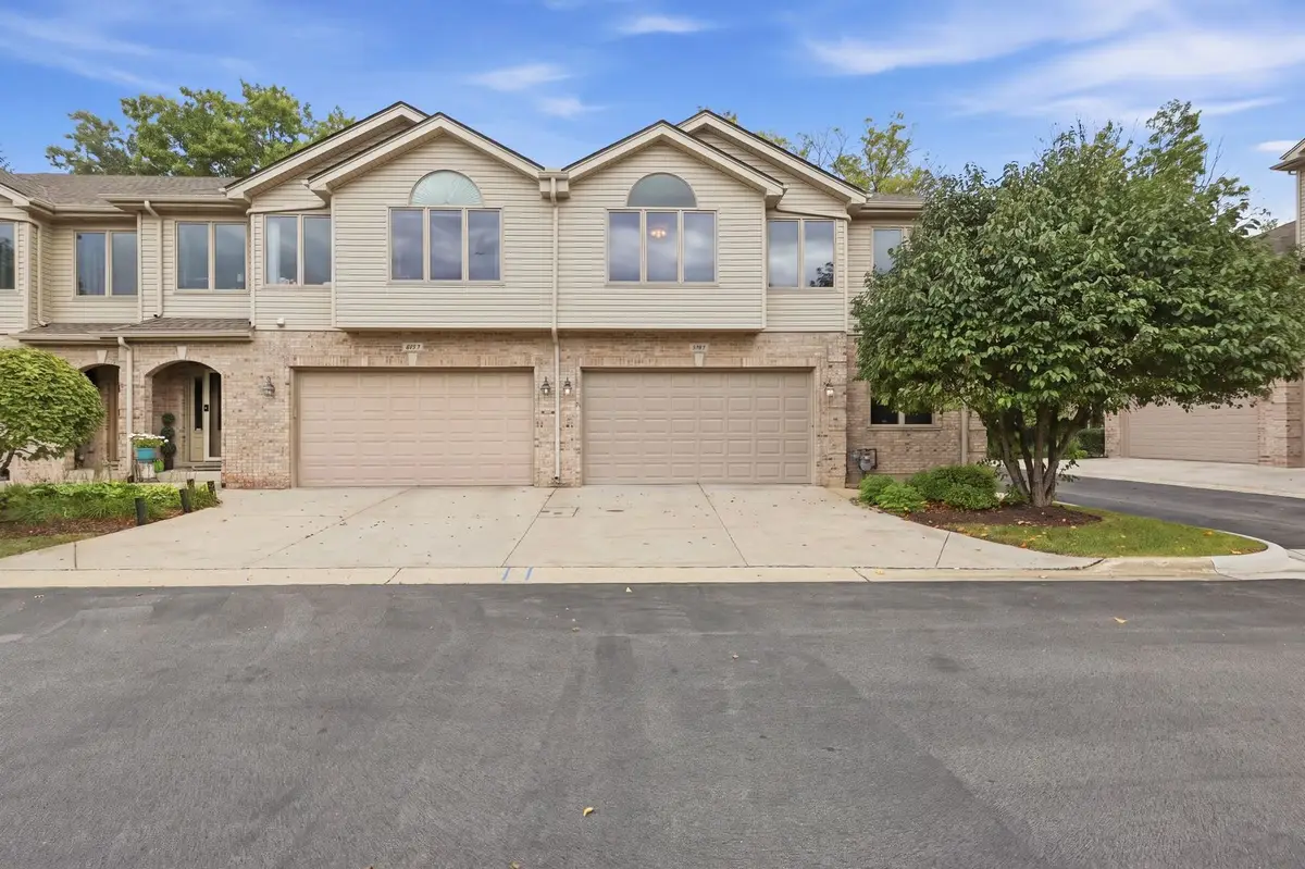 691 E Nerge Road, Roselle, IL 60172 - #1