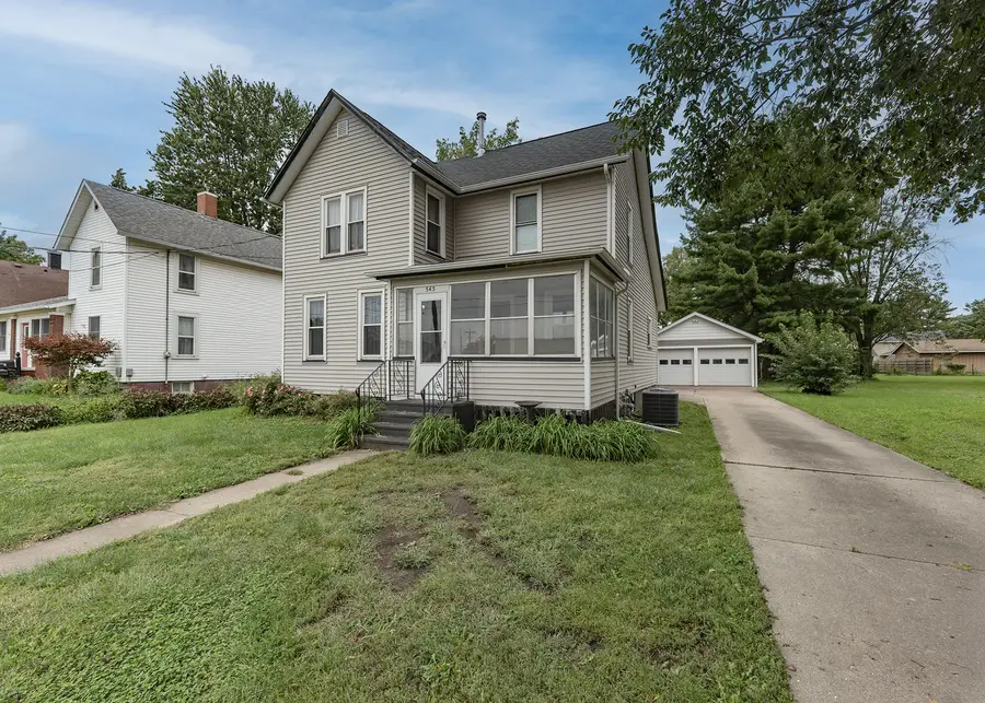 545 E Exchange Street, Geneseo, IL 61254 - #2