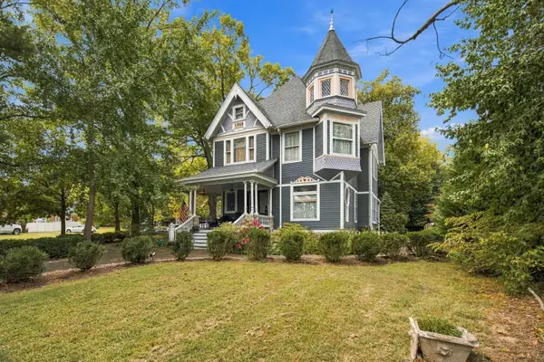 301 W High Street, Anna, IL 62906