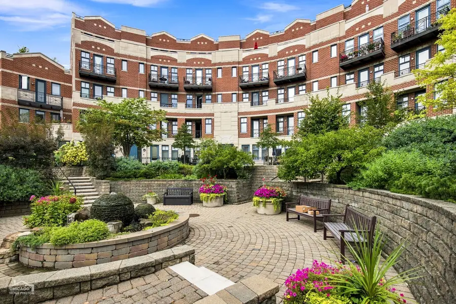 7768 N Sheridan Road #1, Chicago, IL 60626 - #2