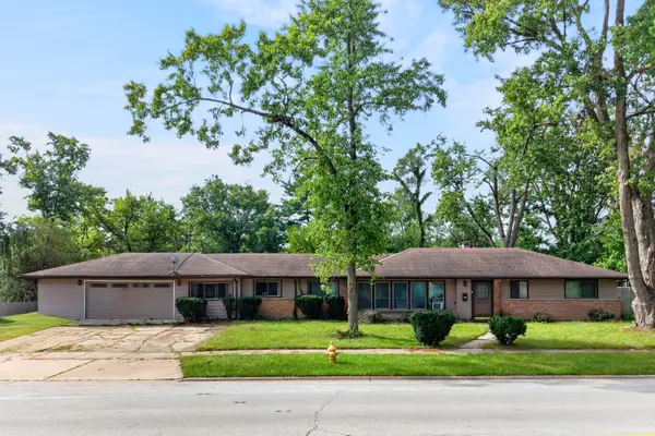 73 Blackhawk Drive, Park Forest, IL 60466