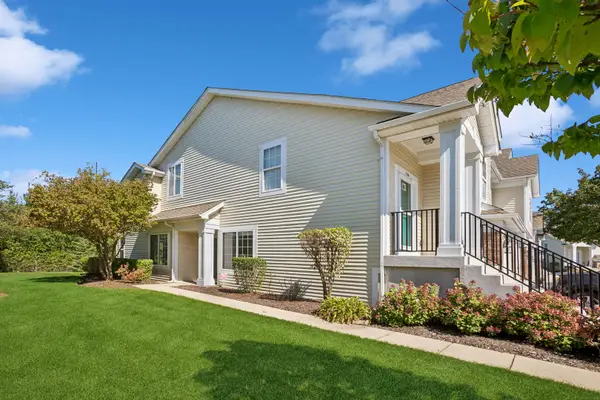 1156 Westminster Lane #1156, Elk Grove Village, IL 60007