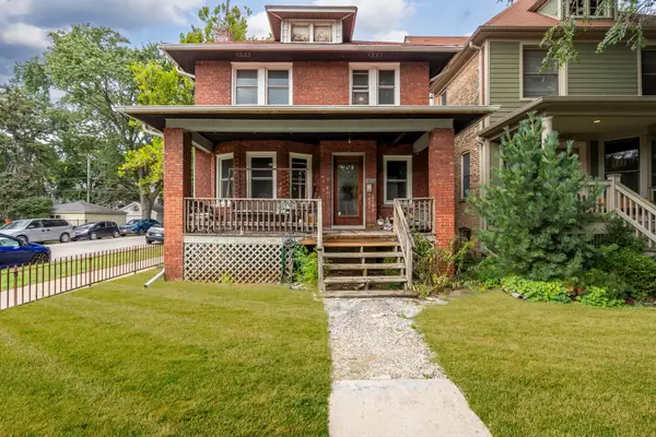 Address Withheld By Seller, Chicago, IL 60660