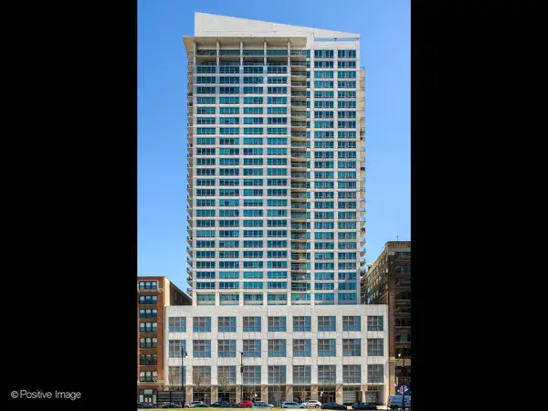701 S Wells Street #P-165, Chicago, IL 60607