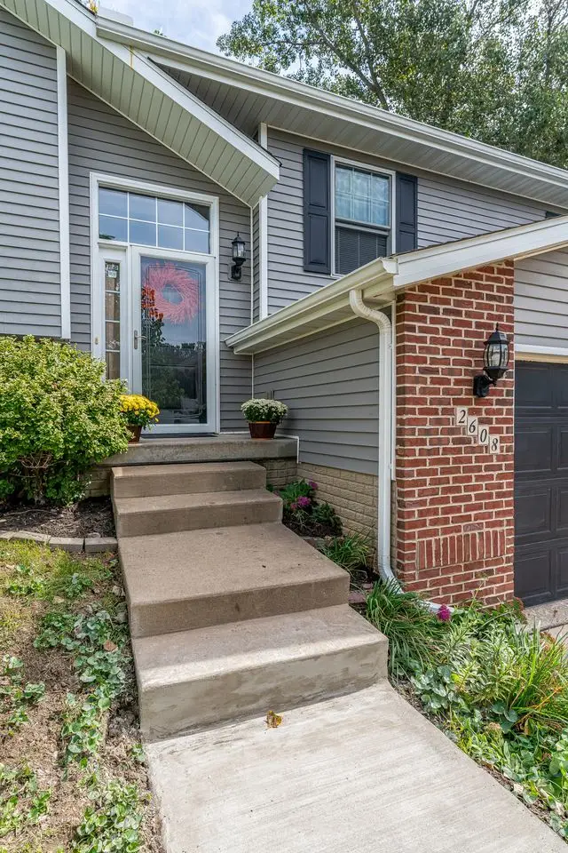 2608 Revo Road, Davenport, IA 52806 - #3
