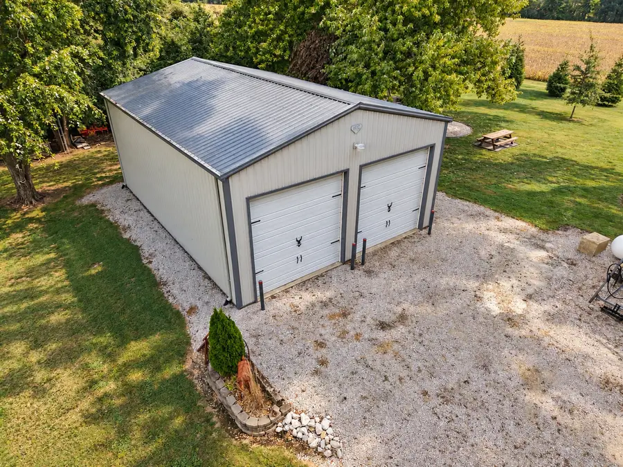 8015 Brubaker Road, Iuka, IL 62849 - #3