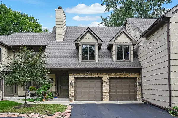 1128 Foxtail Court #1128, Darien, IL 60561
