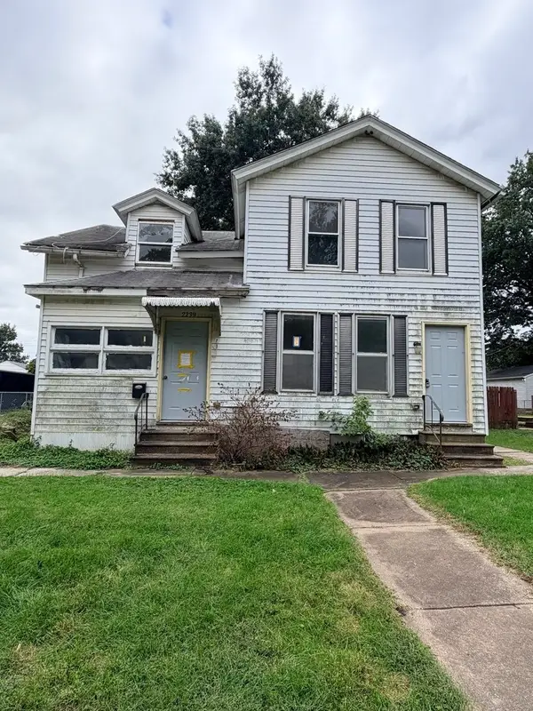 2239 W 4th Street, Davenport, IA 52802
