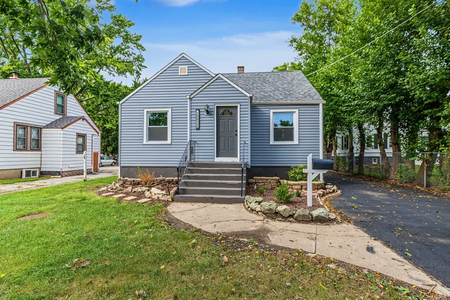 10832 W Grand Avenue, Melrose Park, IL 60164 - #2