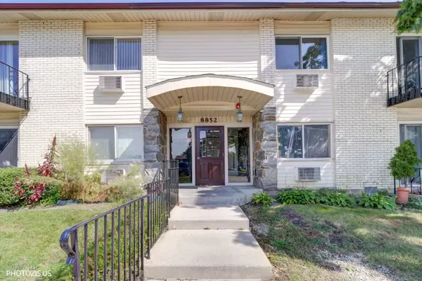 8852 N Leslie Lane #2C, Des Plaines, IL 60016