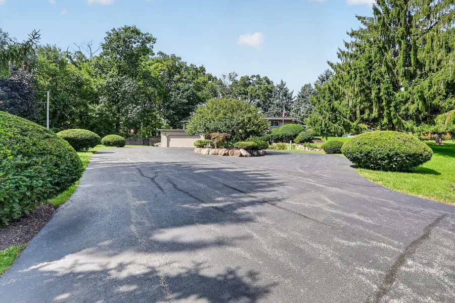 5751 Heatherwood Lane, Rockford, IL 61109 - #3