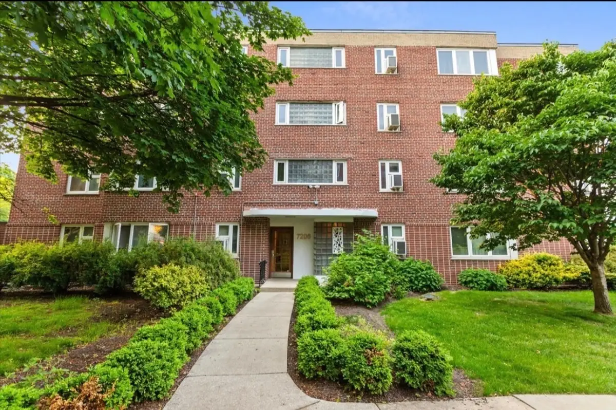 7206 Oak Avenue #2SE, River Forest, IL 60305 - #1