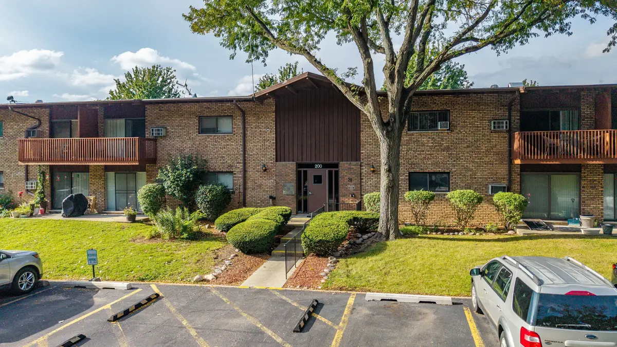 200 Willow Lane #C-219, Willow Springs, IL 60480 - #1