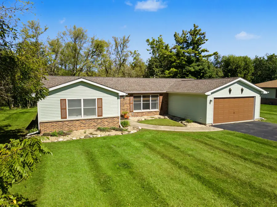 262 Brookside Drive, Paw Paw, IL 61353 - #3