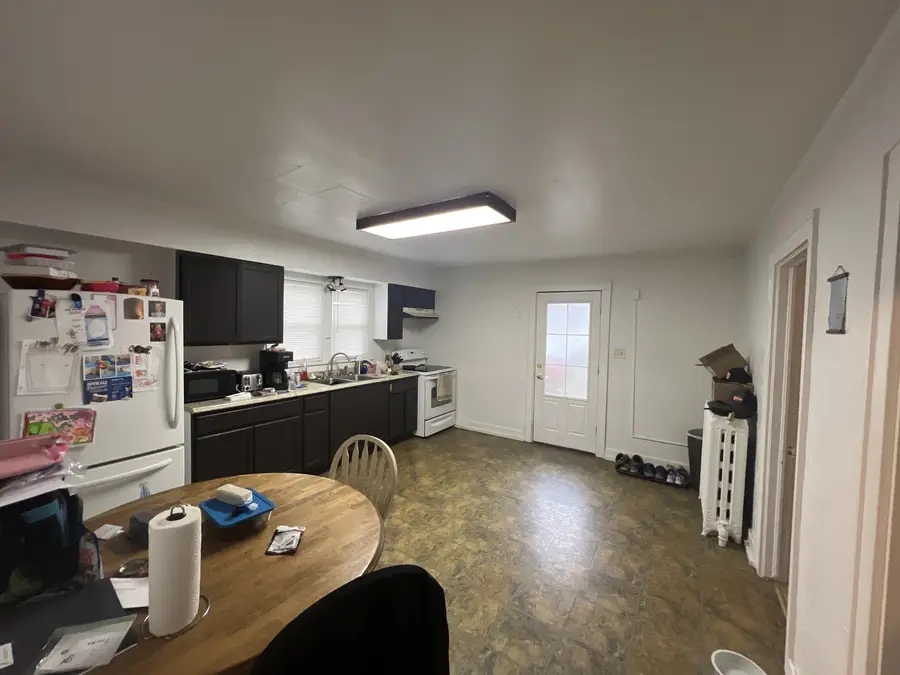 905 4th Street, Lasalle, IL 61301 - #3