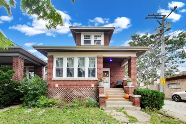 4815 N Tripp Avenue, Chicago, IL 60630
