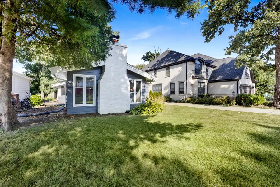 376 N West Avenue, Elmhurst, IL 60126 - #2