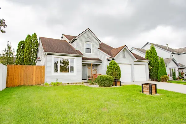 33 Fillmore Lane, Streamwood, IL 60107