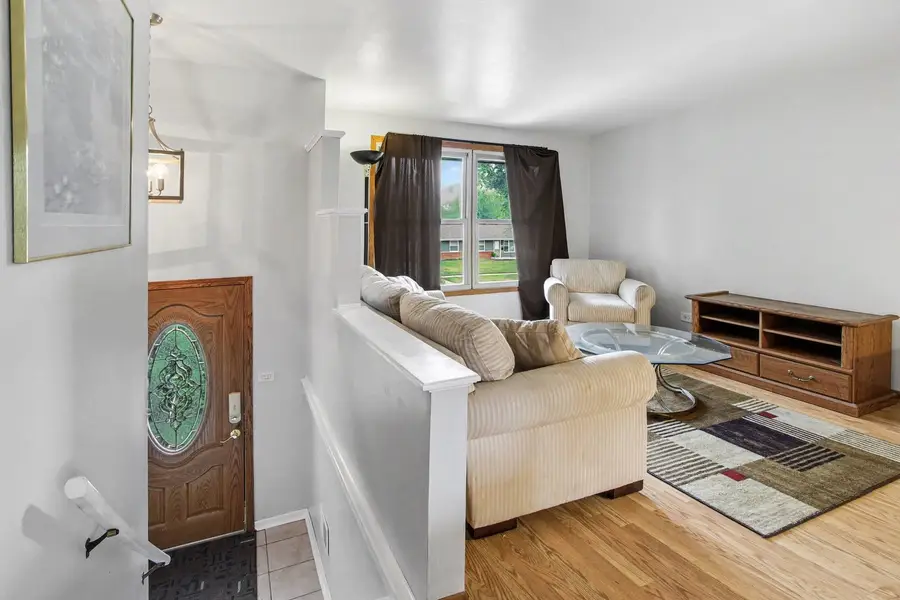 Address Withheld By Seller, Schaumburg, IL 60193 - #2