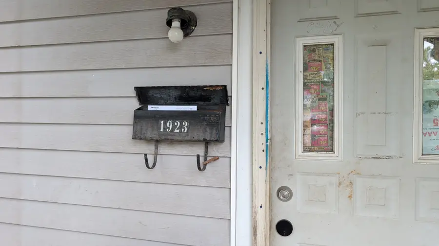 1923 Minton Street, Murphysboro, IL 62966 - #2