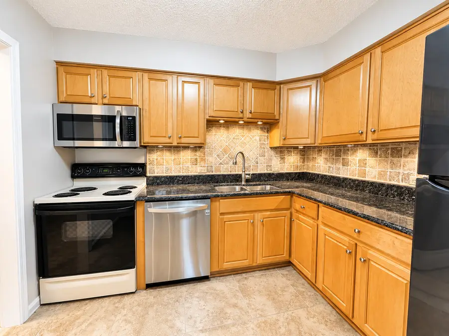 520 Biesterfield Road #209, Elk Grove Village, IL 60007 - #2